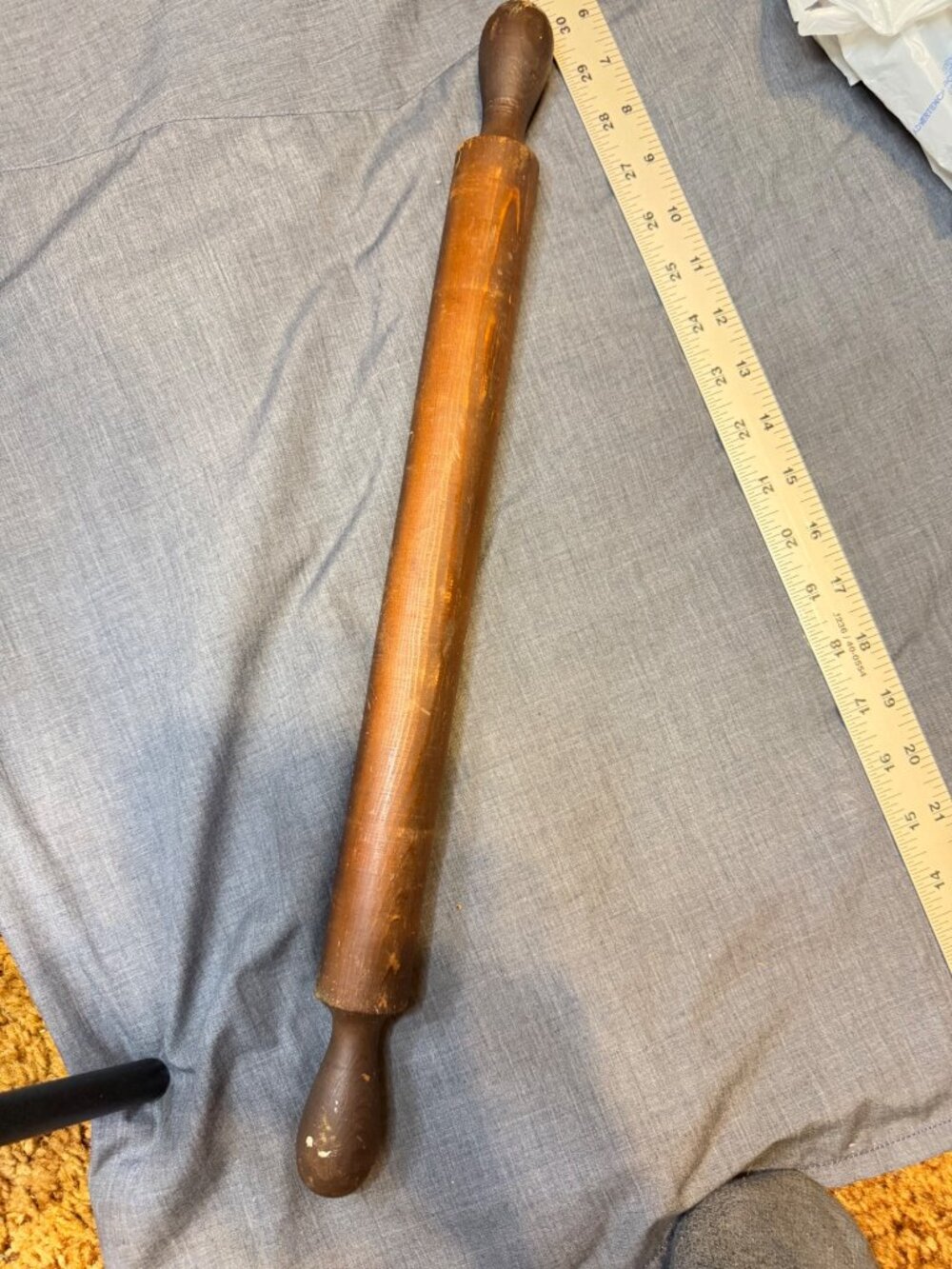 Vtg Solid Wood One-Piece Rolling Pin 20" Knob Ends Farmhouse Primitive - Picture 4 of 5